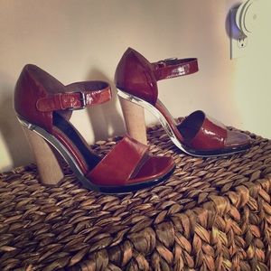 Marni Brown Patent Leather Platform Sandals